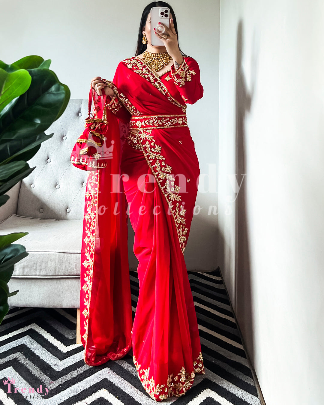 SohaAliKhan #LakmeFashionWeek #WinterFestive #LFw #Red #Sari #Saree # Accessories #Beautiful | Lakme fashion week, Saree designs, Fashion week